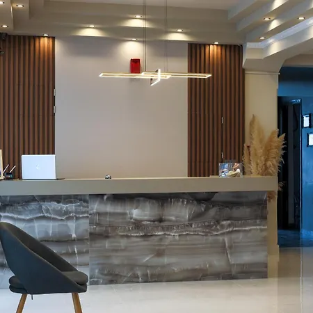 Argo ホテル Paralía